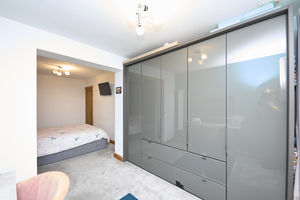 Photo 43- click for photo gallery